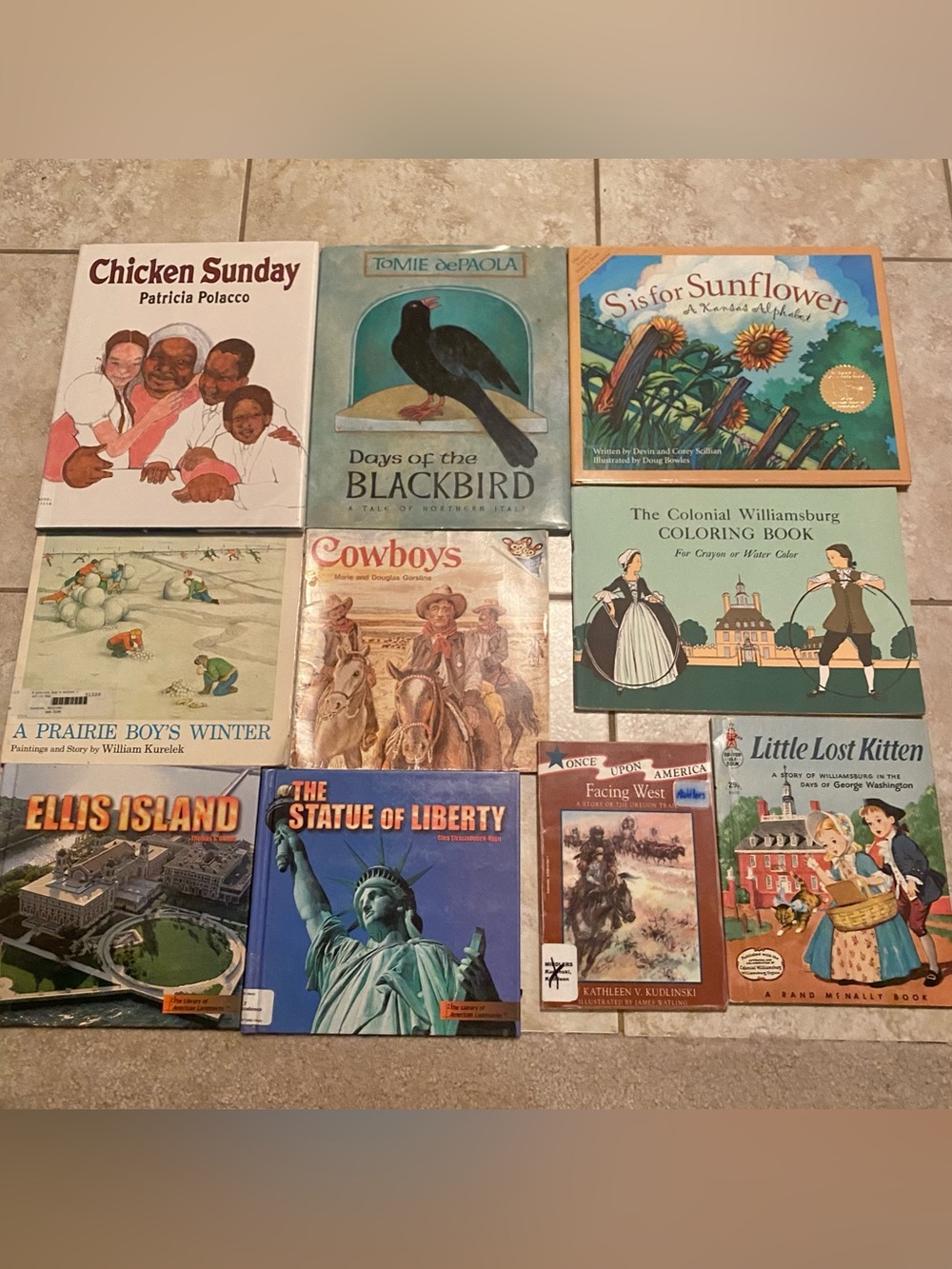 Lot 9 Children’s Kids Picture Reading Books Days Blackbird Colonial Williamsburg